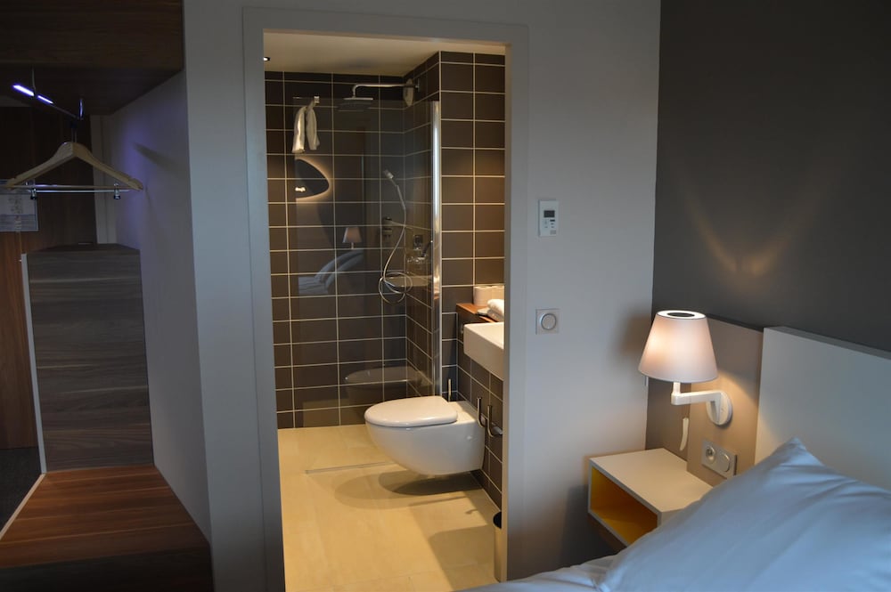 KYRIAD PRESTIGE PAU - ZENITH - PALAIS DES SPORTS 24/54