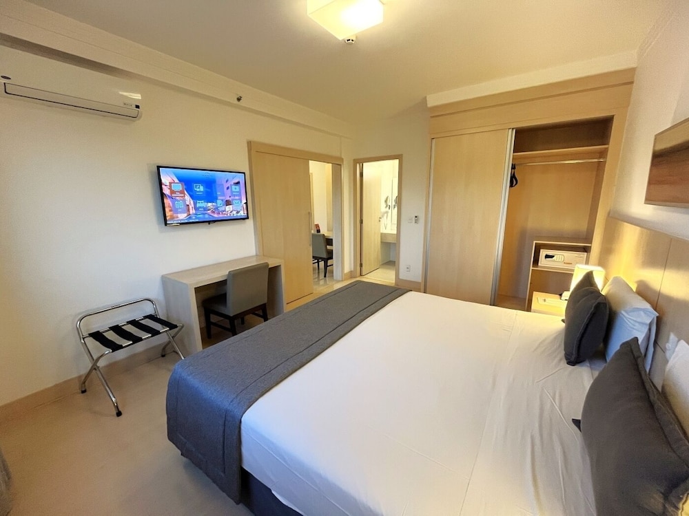 PREMIUM, SUITE, DOUBLE BED