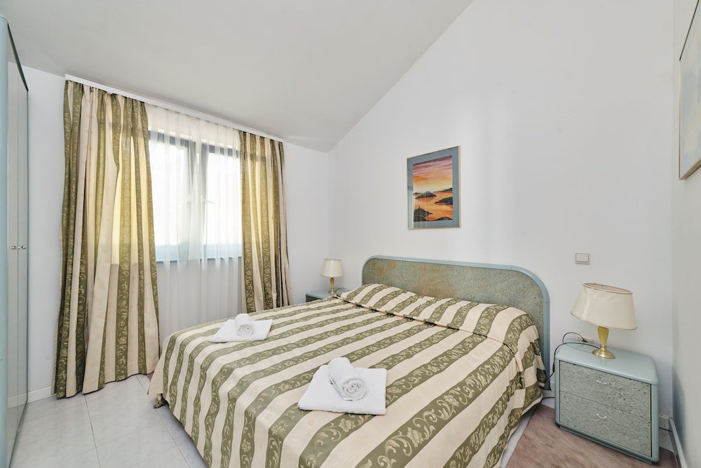 Apartmani Astra 13/36