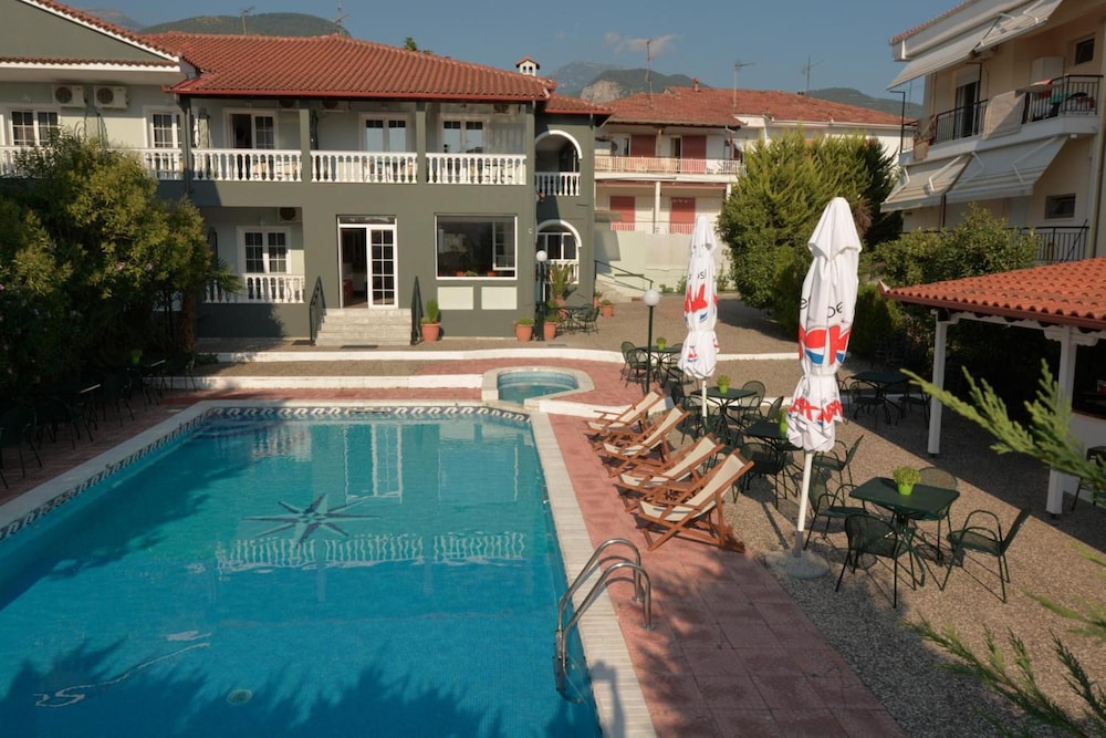 Olympus Drosos Hotel Villa 49/50