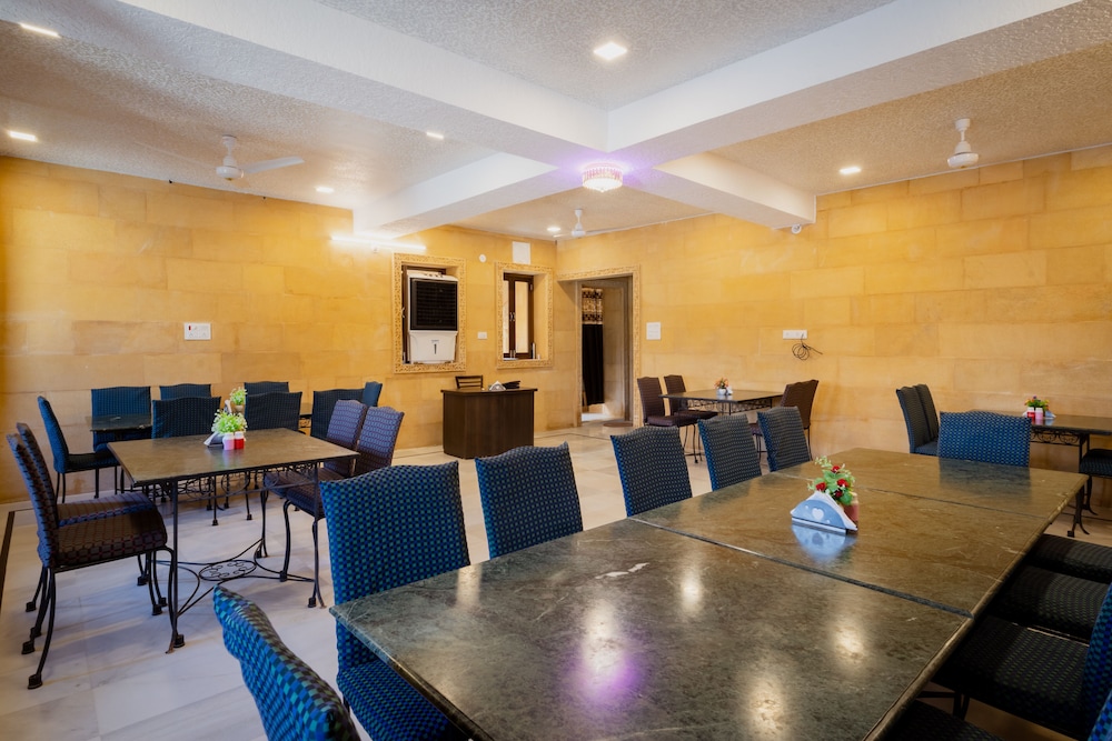 Hotel Akashdeep 33/50