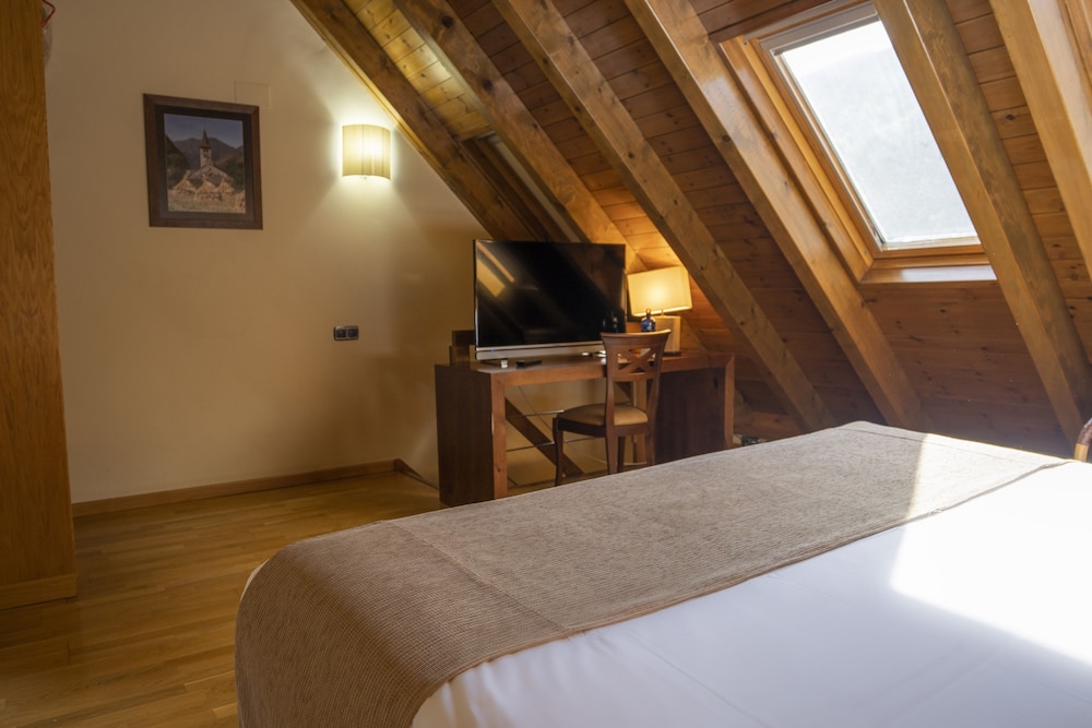 Hotel Pena 23/50