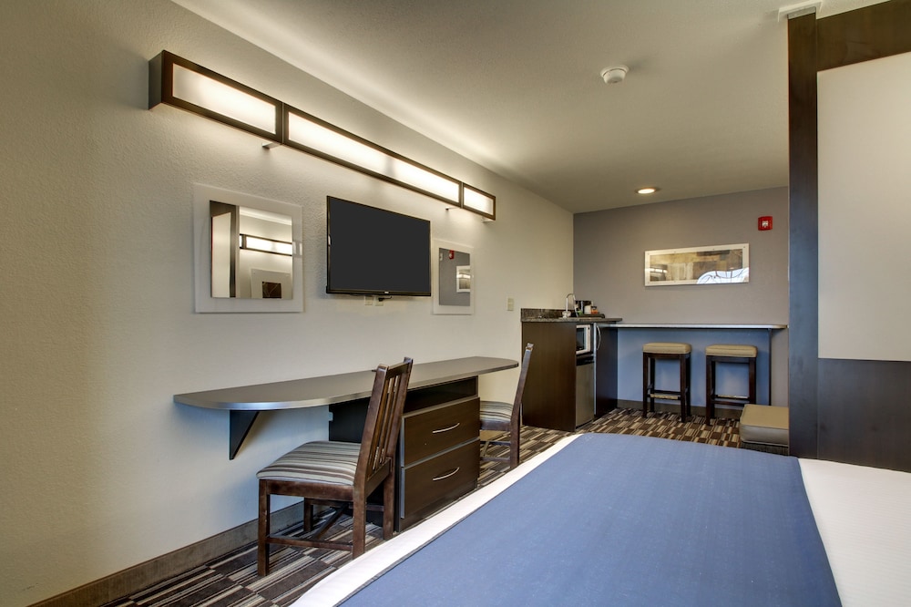 Microtel Inn & Suites Tuscaloosa Near University 4/30