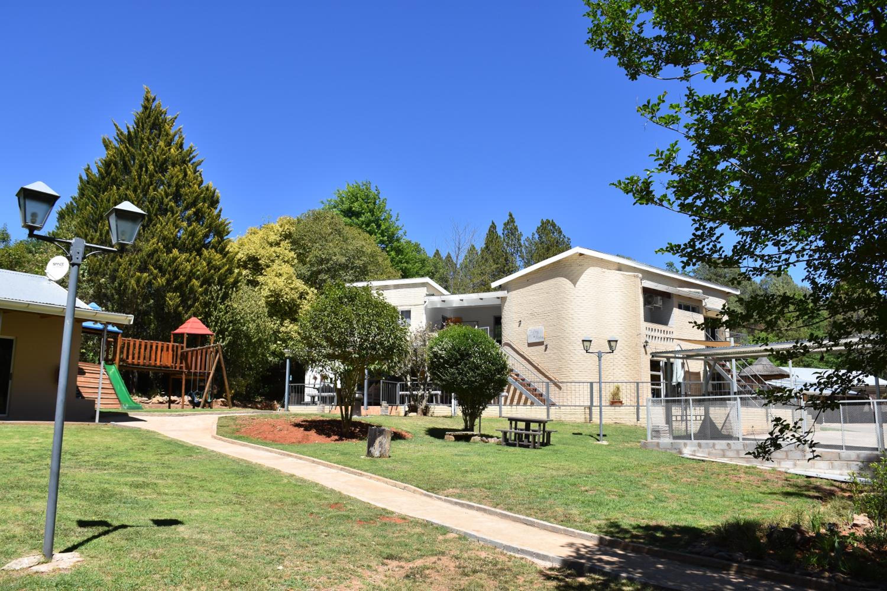 Alpine Bed and Breakfast 12/19