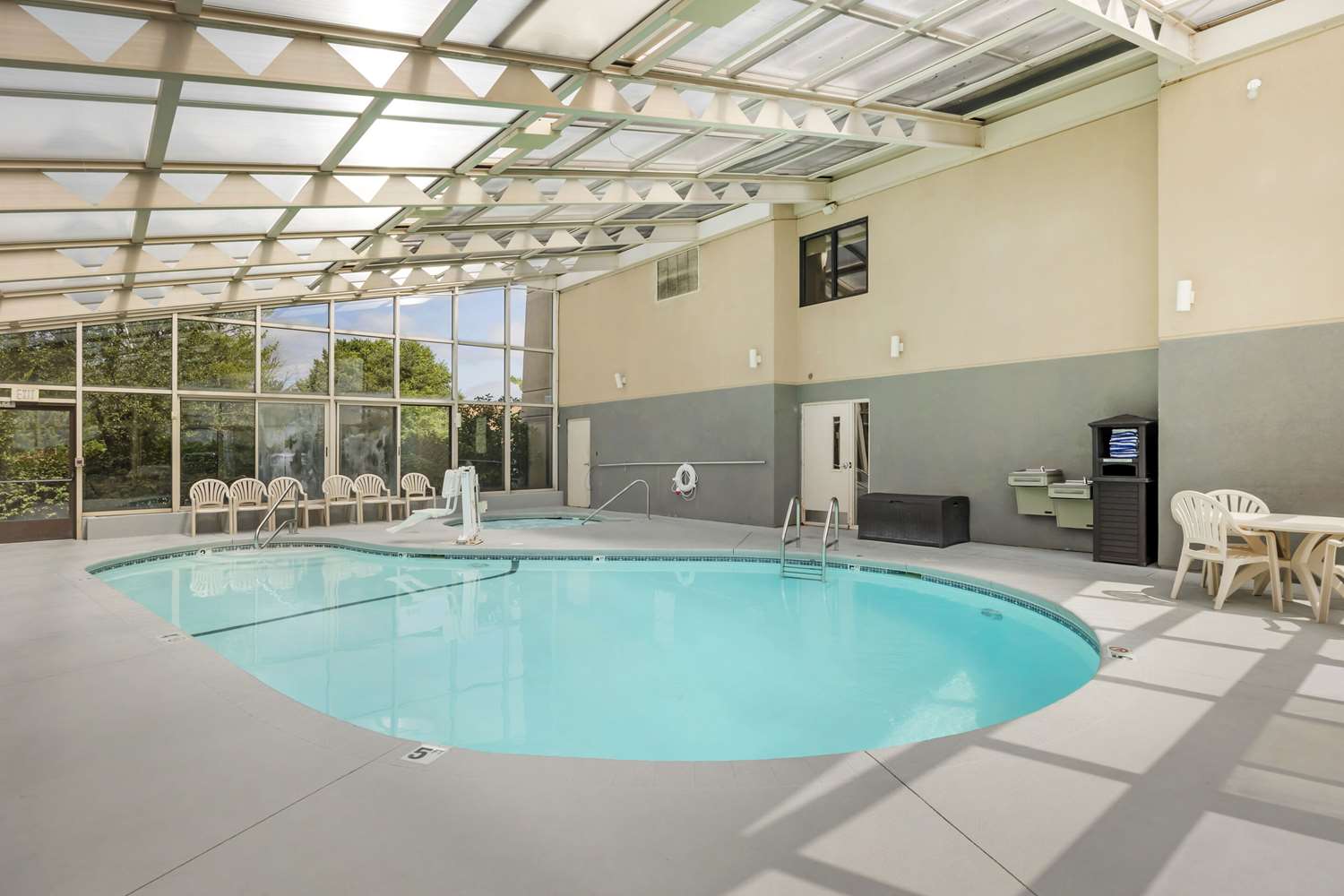 Comfort Inn South - Springfield 21/34