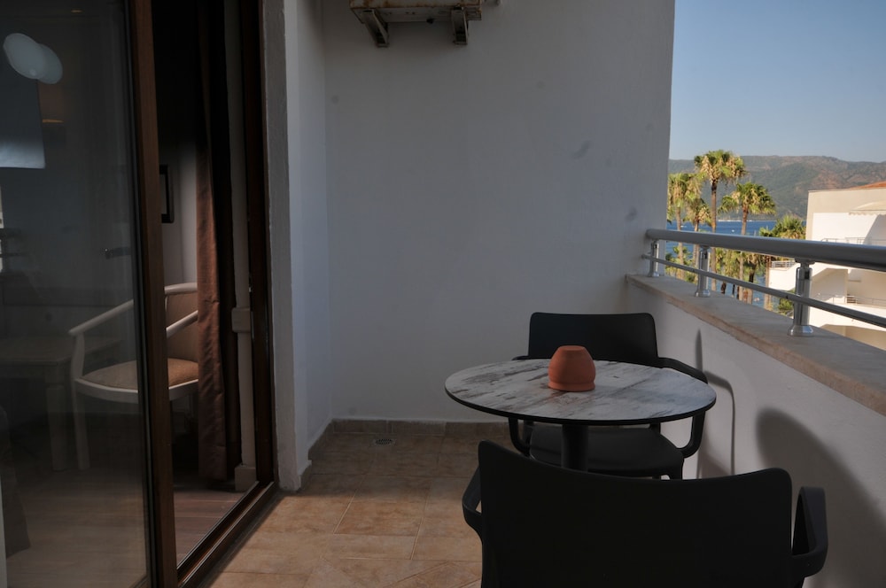 My Dream Hotel 36/70