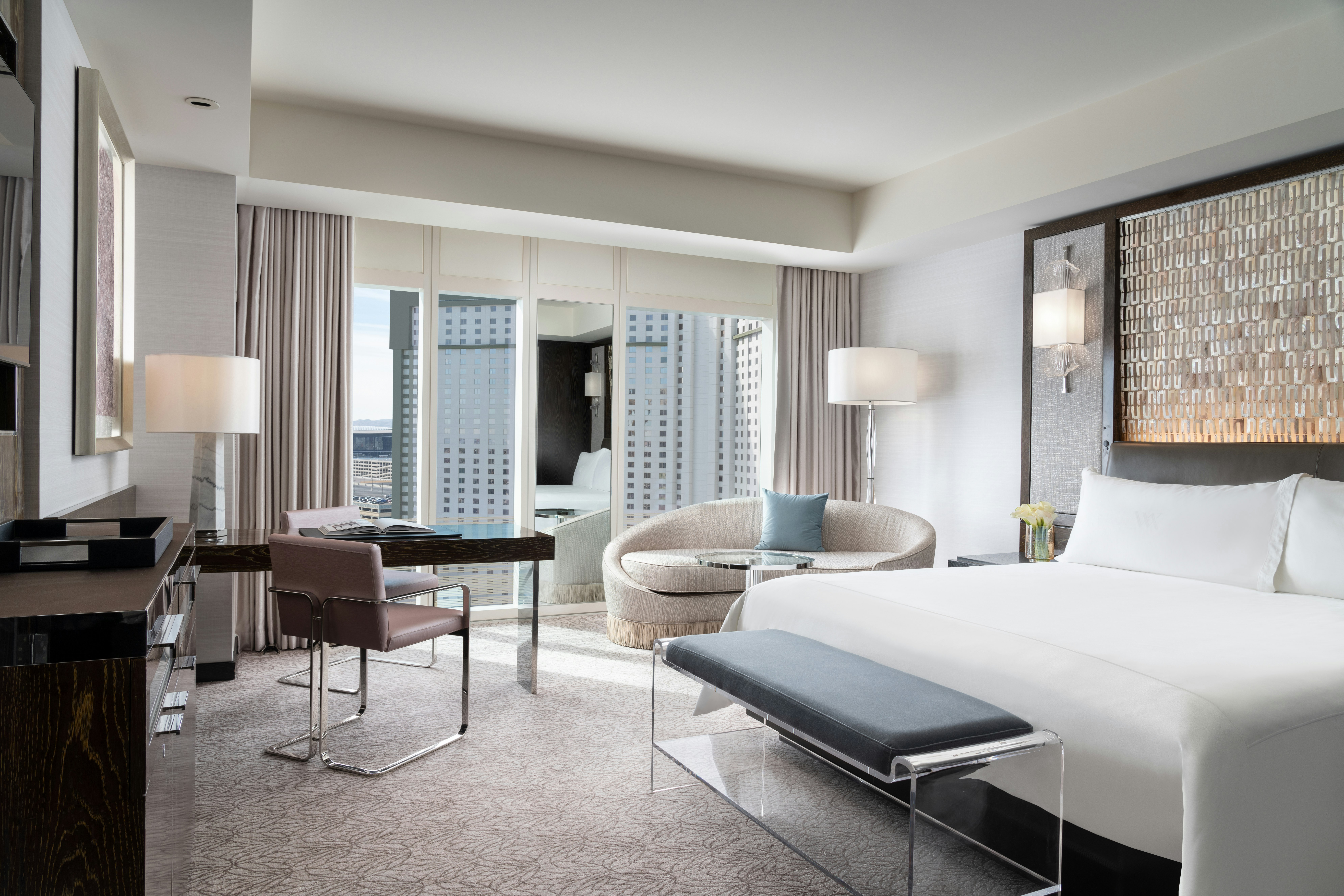 ROOM, KING BED, STRIP VIEW