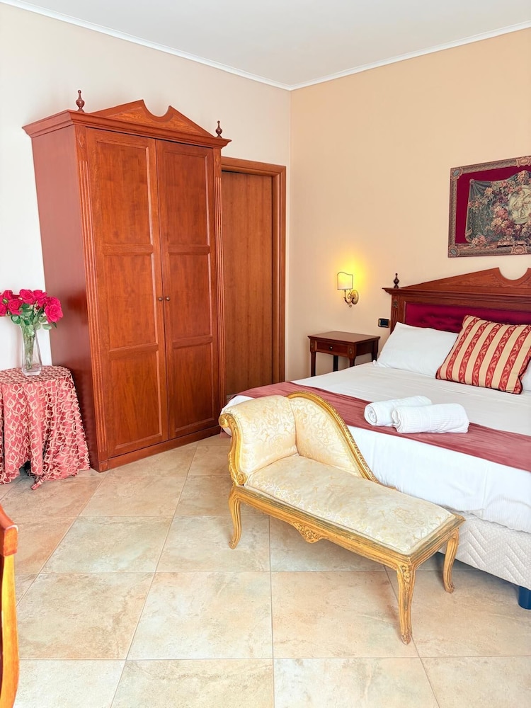 Hotel D Apos Angelo Palace 11/47