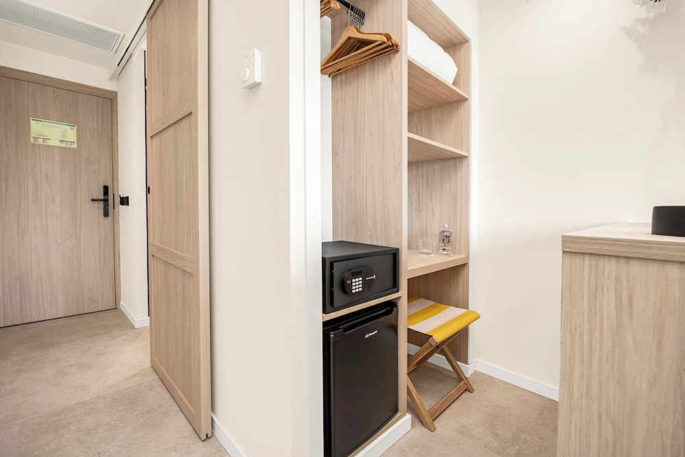 Tangerine by Honne Hotels - Adults Only 42/50