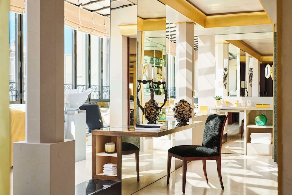 PARK HYATT PARIS VENDOME 58/71