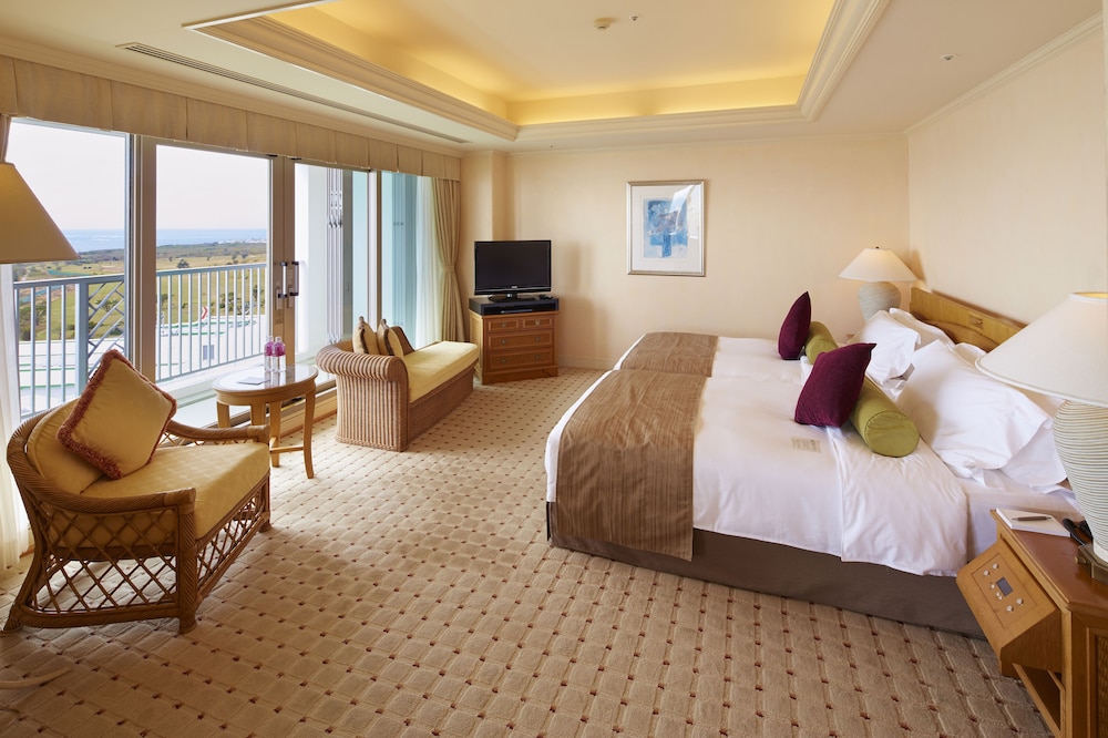 Ana Intercontinental Ishigaki Resort 15/80