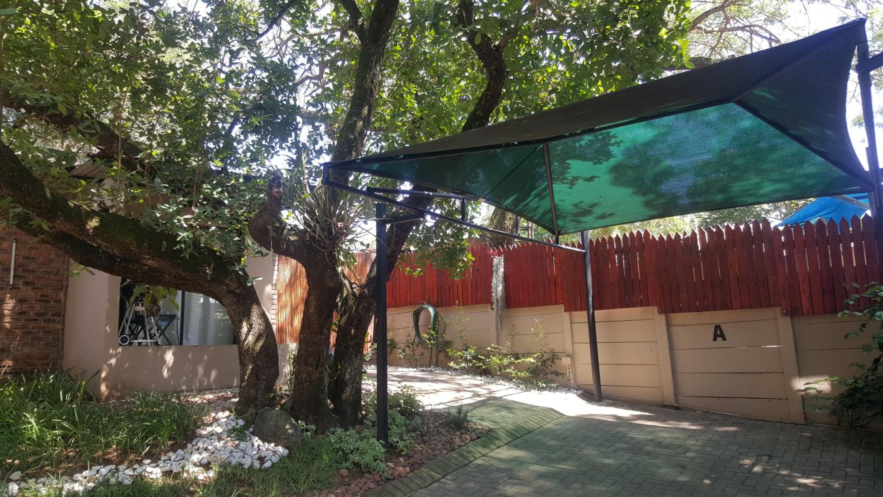 Sunshine Self Catering 72/78