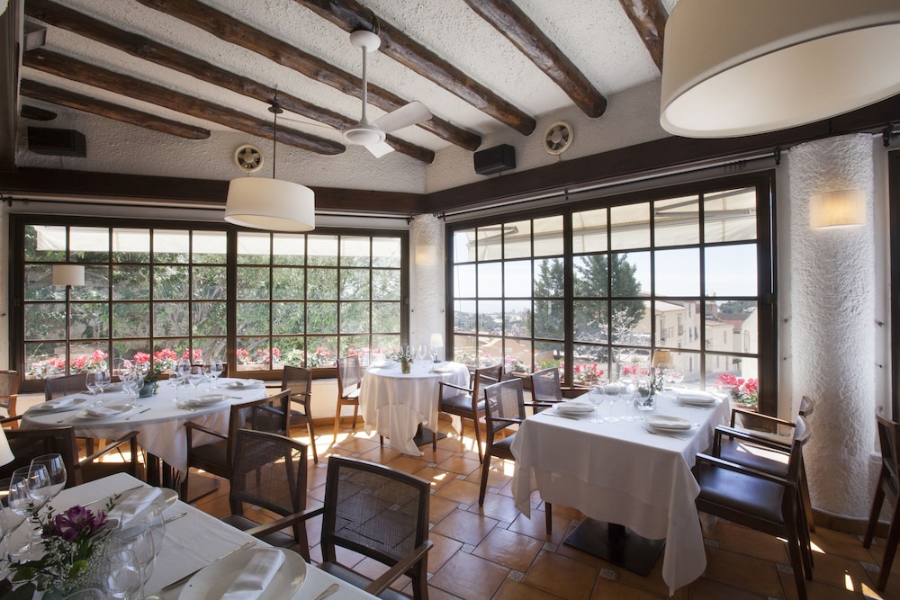 Hostal De La Plaaa 29/49