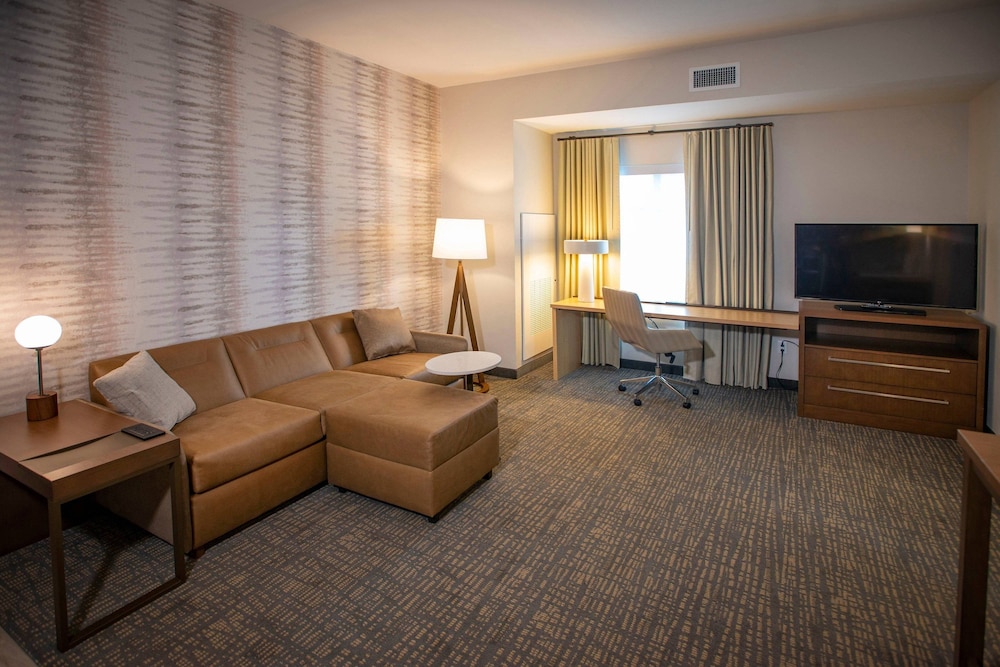 Residence Inn By Marriott Pensacola Airport/Medical Center 27/48