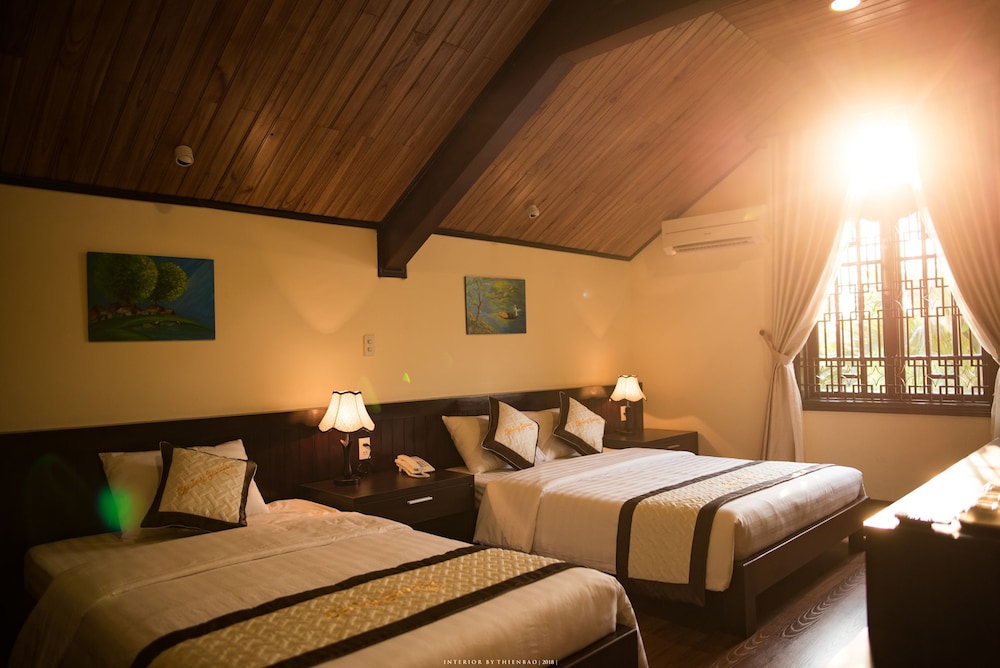 غرفة سوبيريور ثلاثية بسرير كوين وسرير فردي بشرفة، Spring Garden Villa 6/10