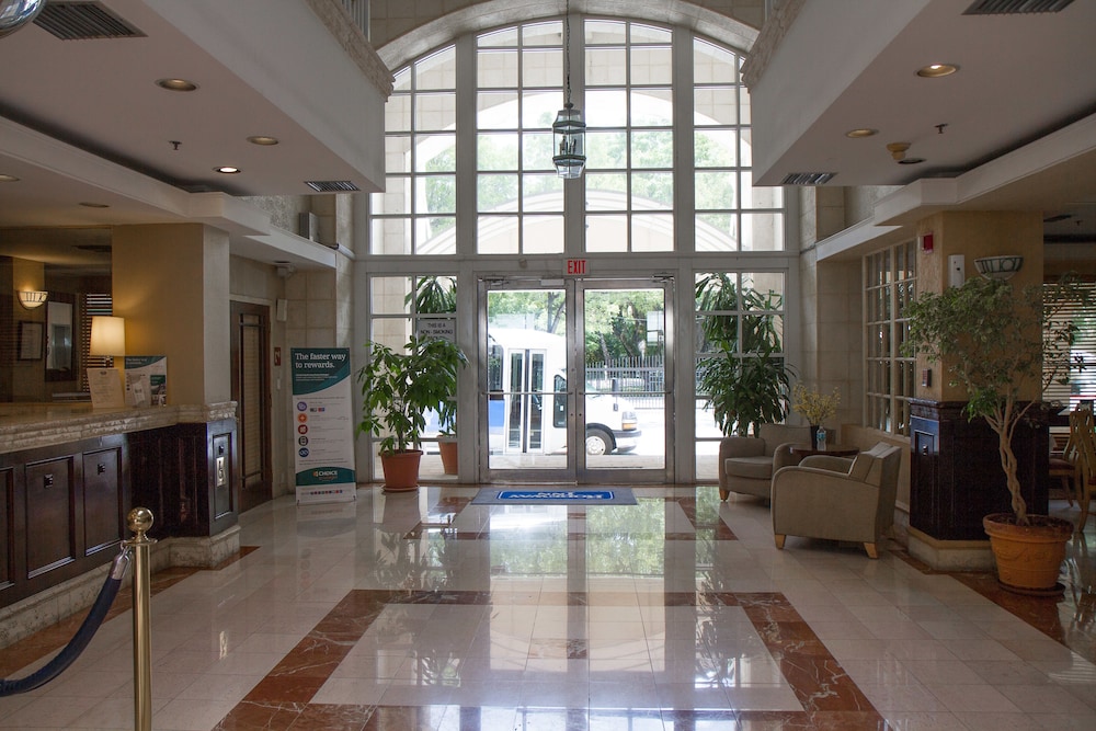 Rodeway Inn South Miami Coral Gables 17/39