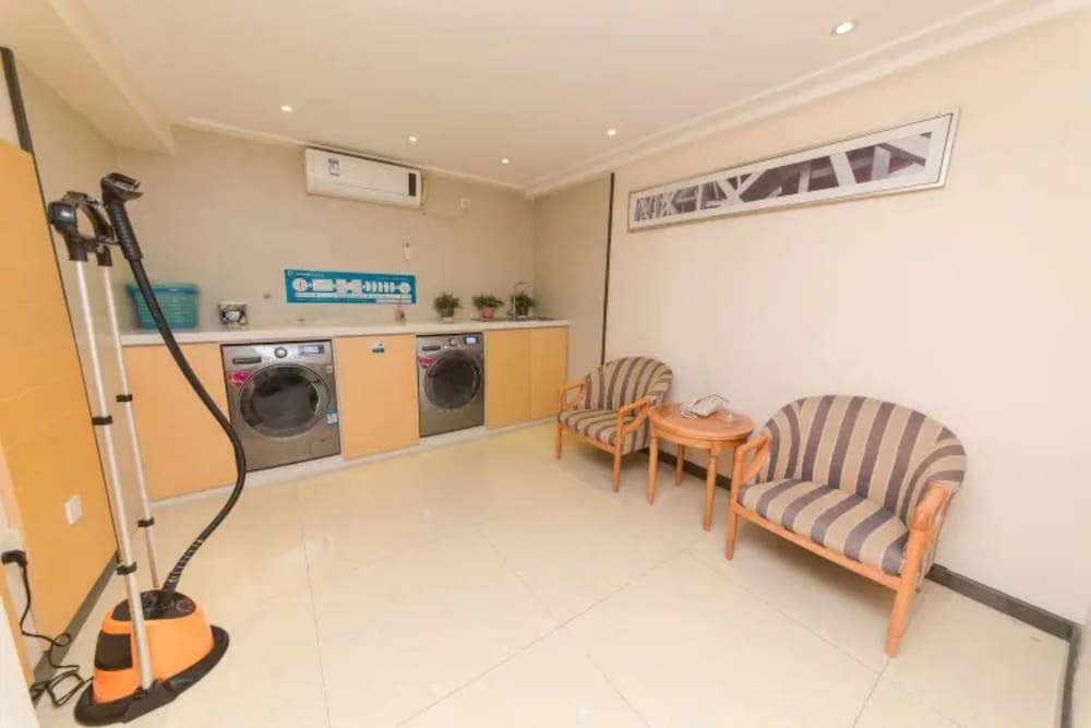 City Convenient Hotel 34/49