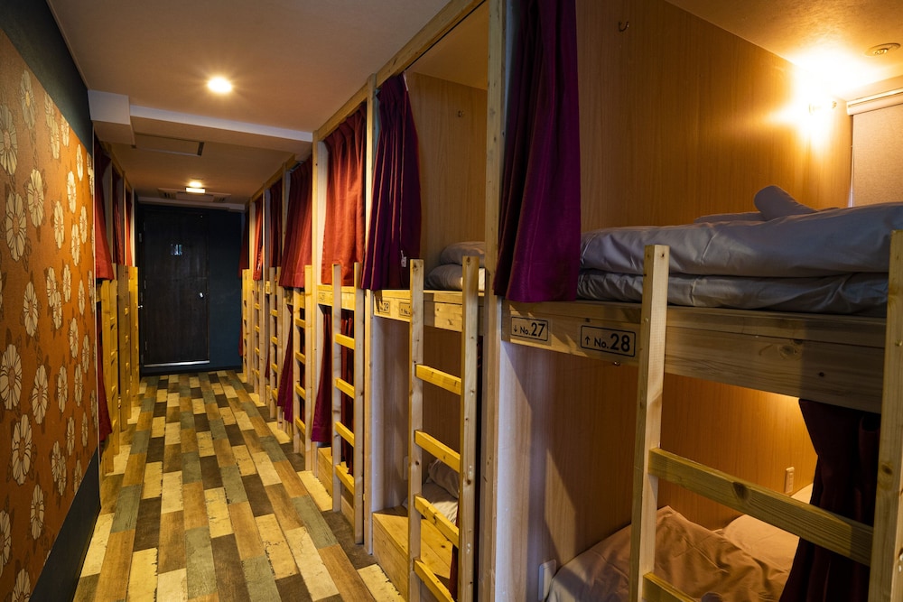 R Hostel Namba south 19/29