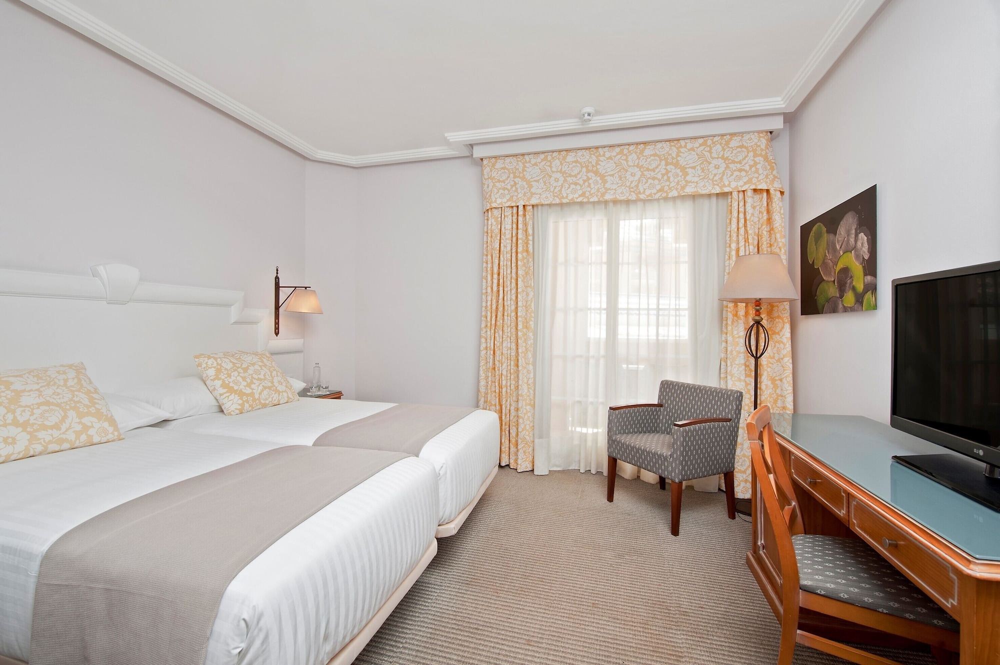 Family, Queen Bed, Sea View, Sofa