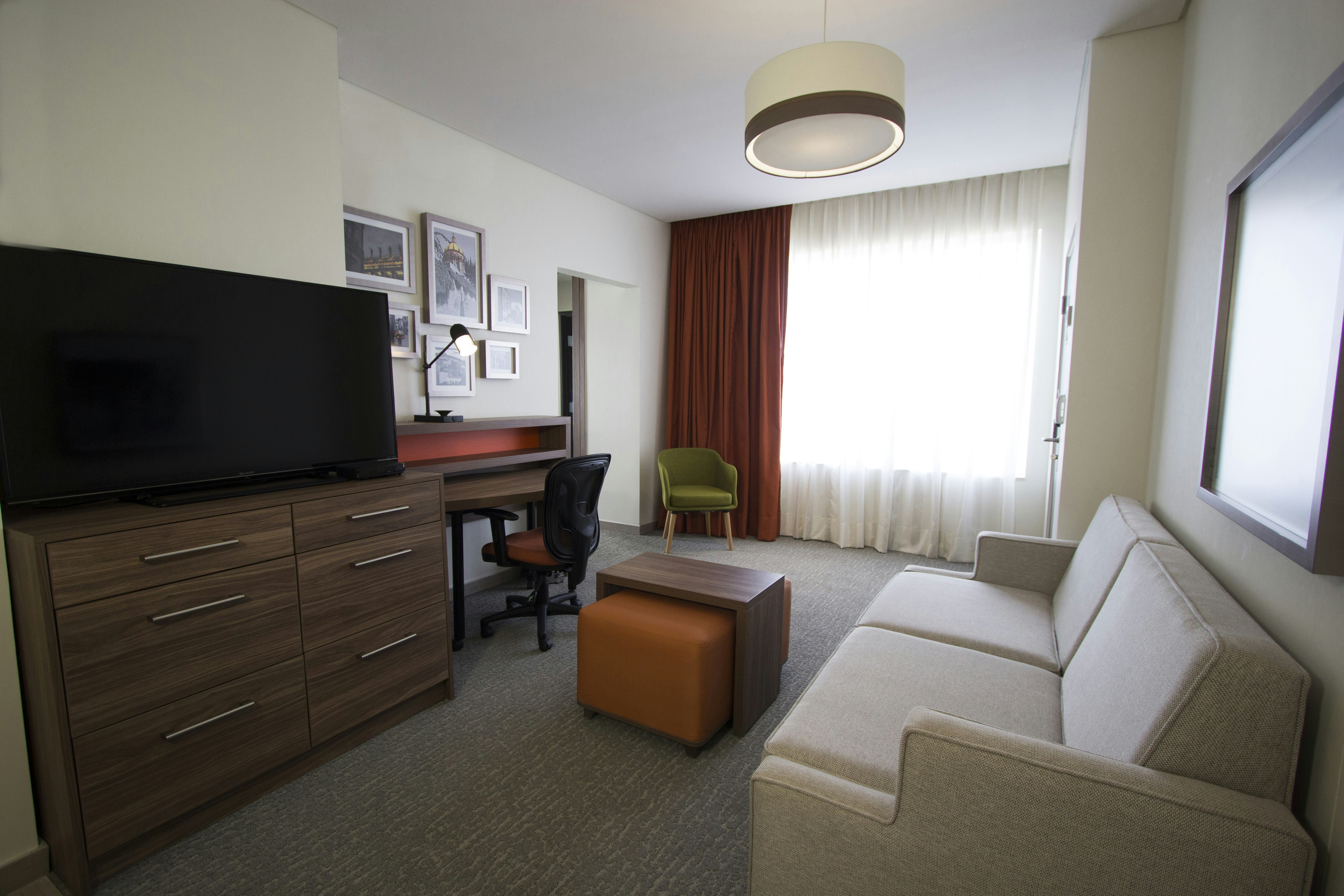 Fiesta Inn Suites Aeropuerto del Bajio Silao 39/62