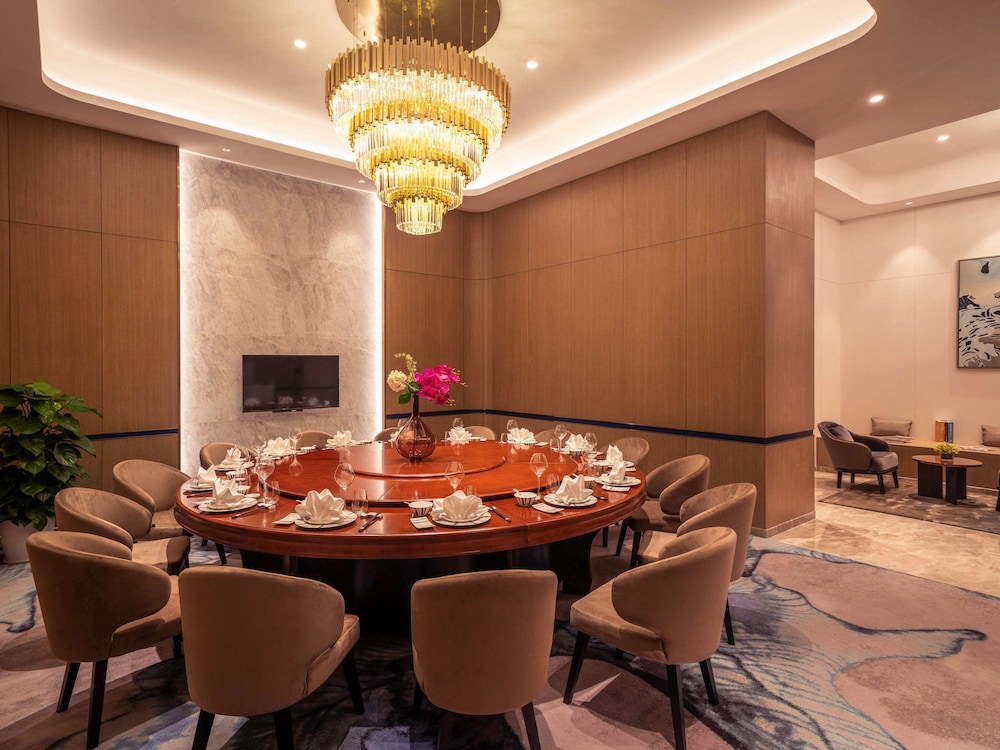 Novotel Haikou Xinbudao 53/63