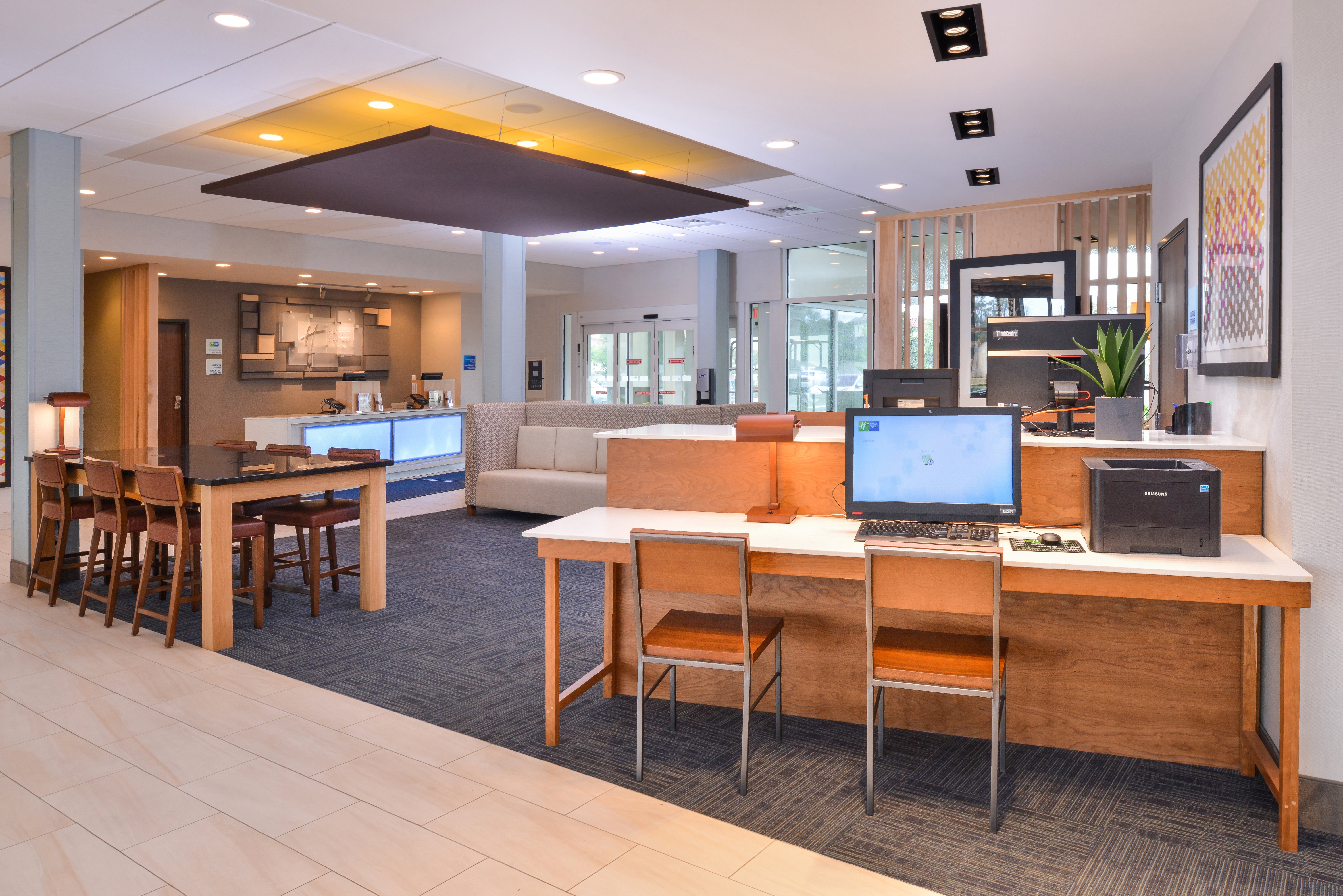 Holiday Inn Express Suites Alachua Gainesville Area 47/73