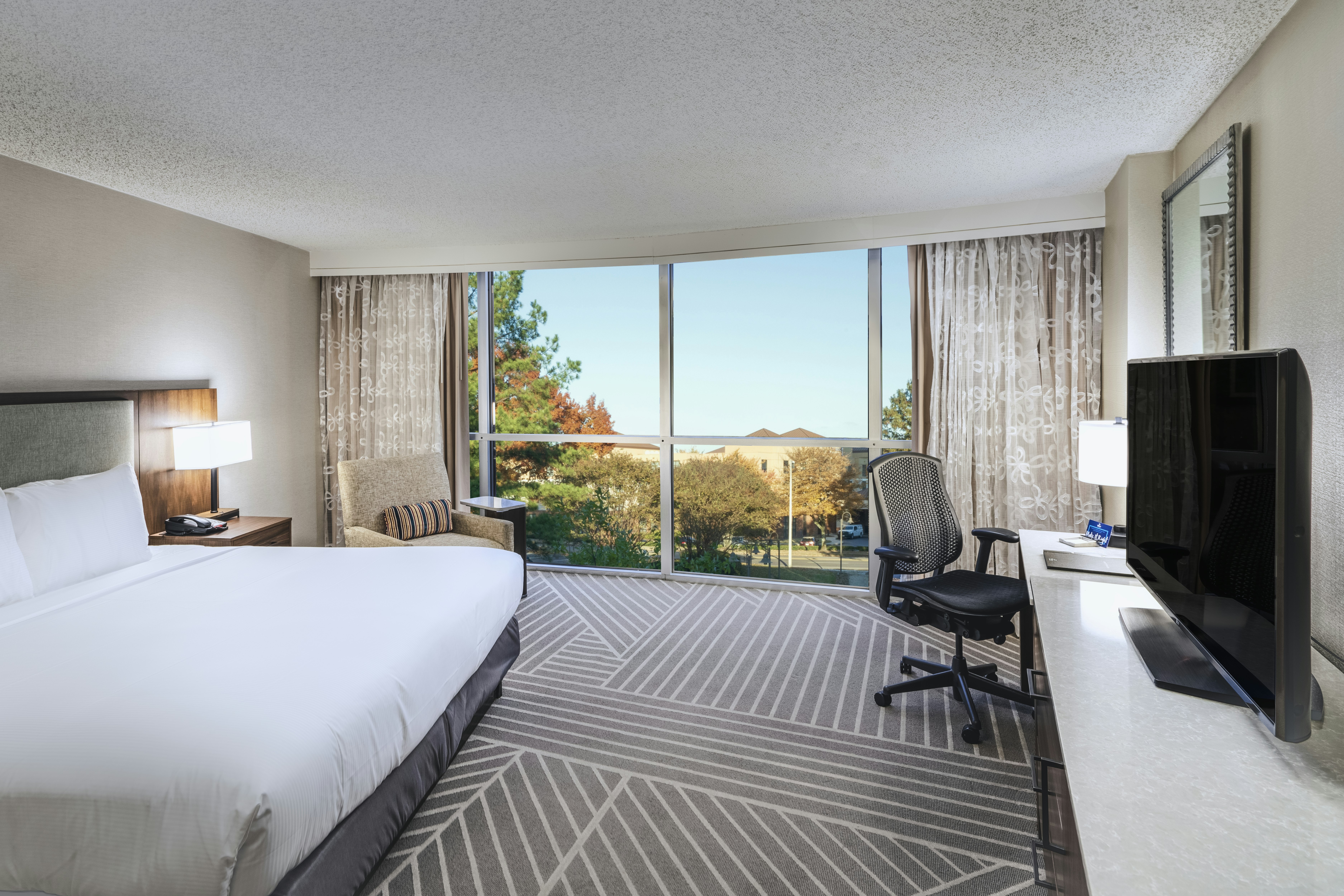 ROOM, KING BED
