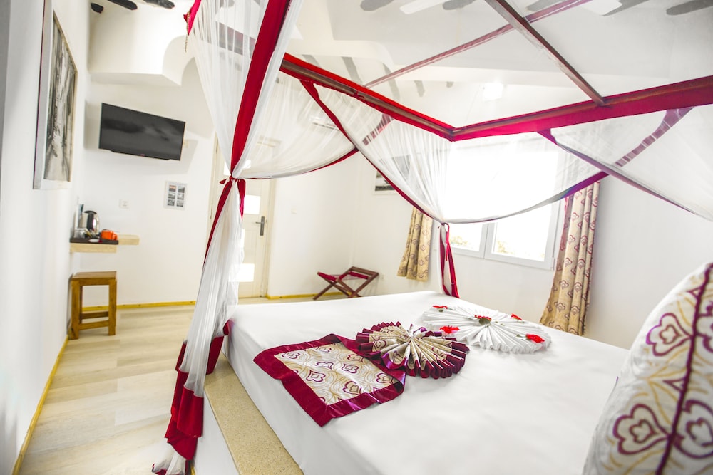 AHG Dreams Bay Beach Hotel - Adults Only 5/45