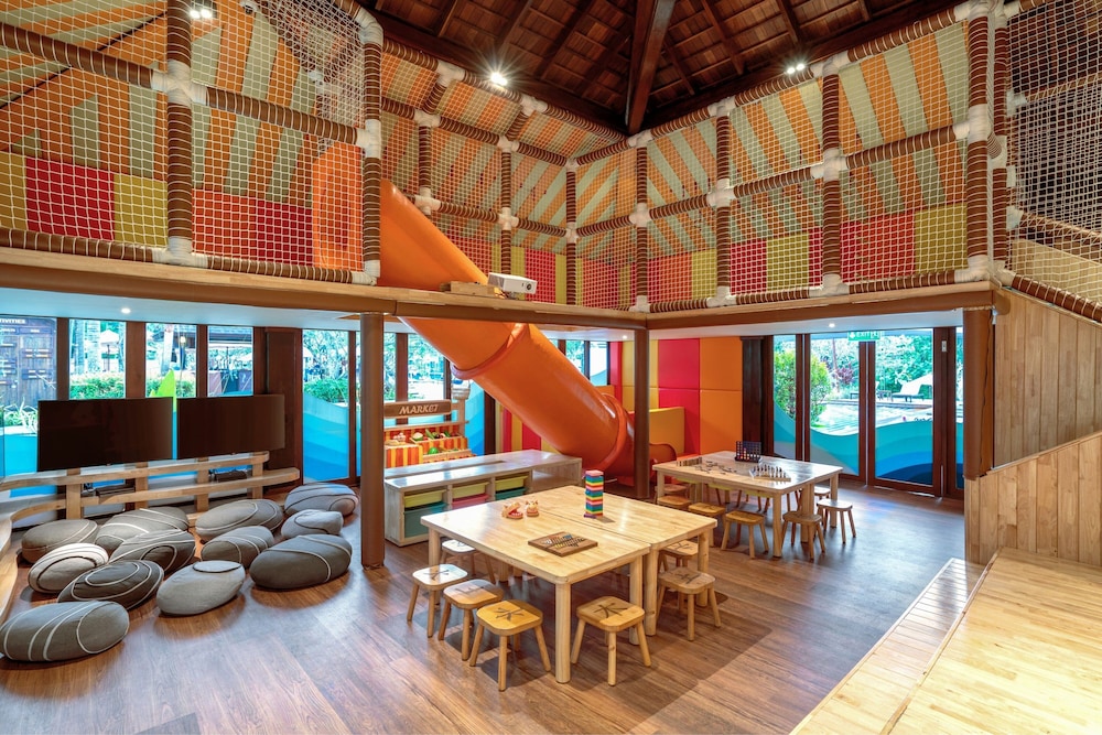 Marriott S Mai Khao Beach Phuket 50/65