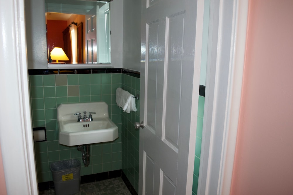 The Dalles House Motel 18/68