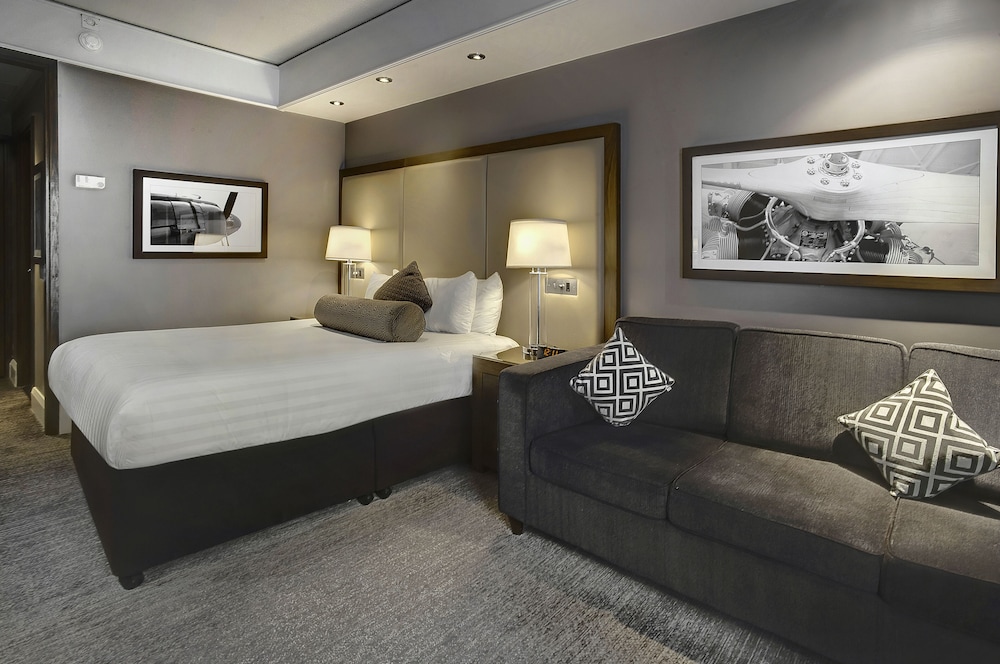 Sandman Signature London Gatwick Hotel 15/85