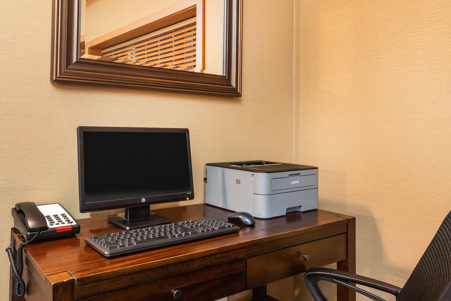 La Quinta Inn & Suites by Wyndham Portland Airport 37/43