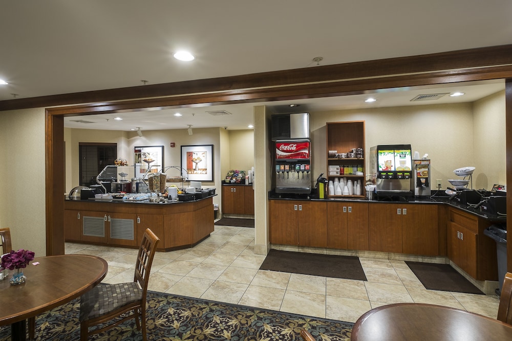 Staybridge Suites Harrisburg Hershey 6/79