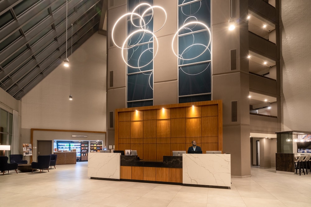 Crowne Plaza Atlanta NE - Norcross 8/49