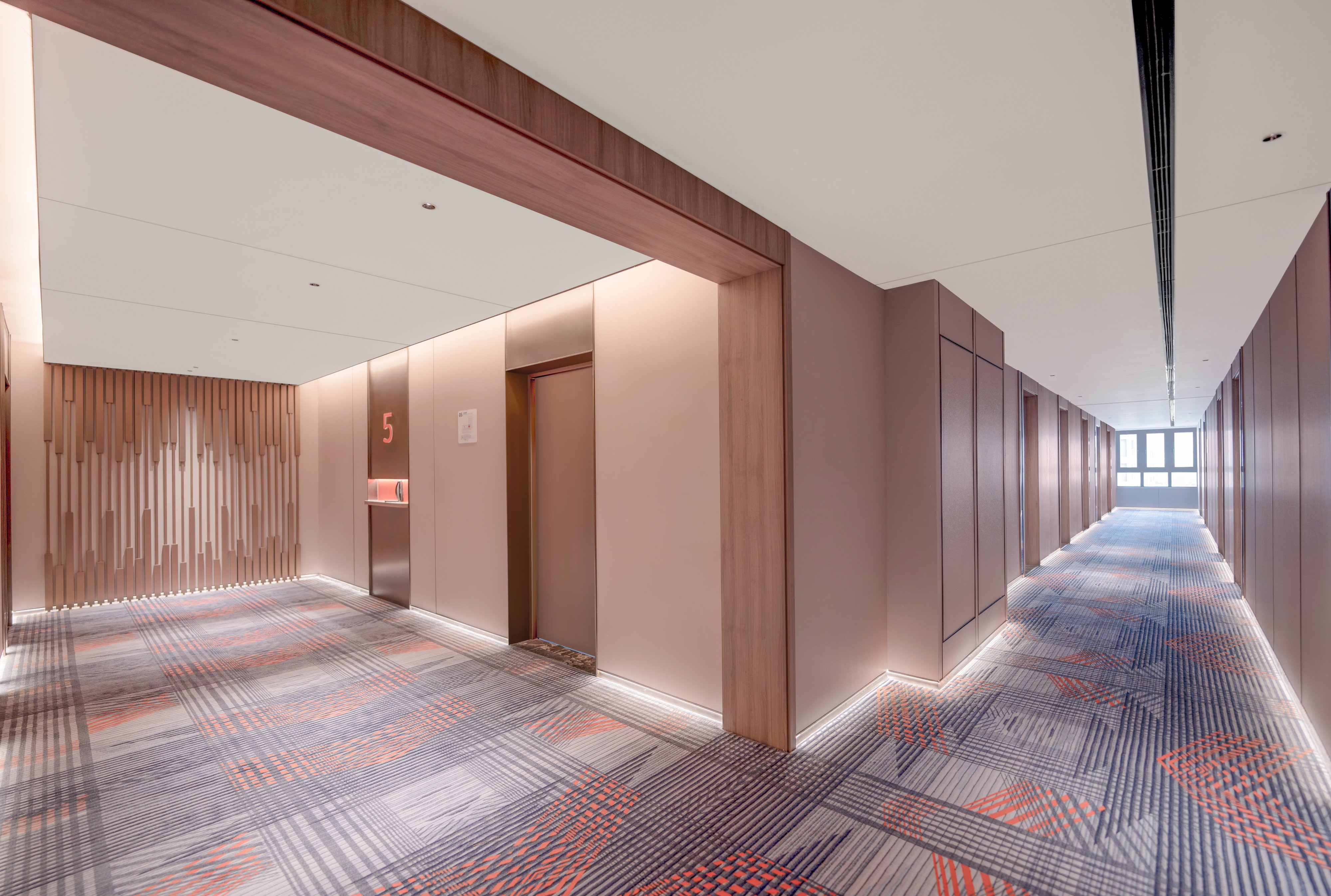Holiday Inn Express Chongqing Ciqikou Ancient Town 25/50
