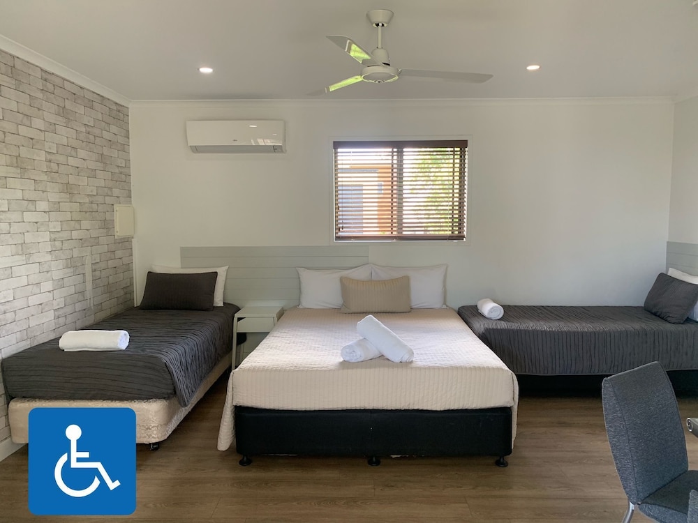 Verandah Motel 6/26