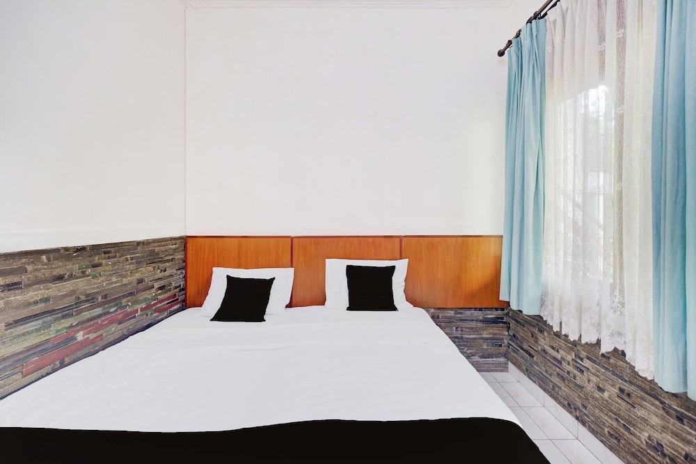 Hotel O Bogor near Taman Safari formerly Hotel Rudian 2 24/54