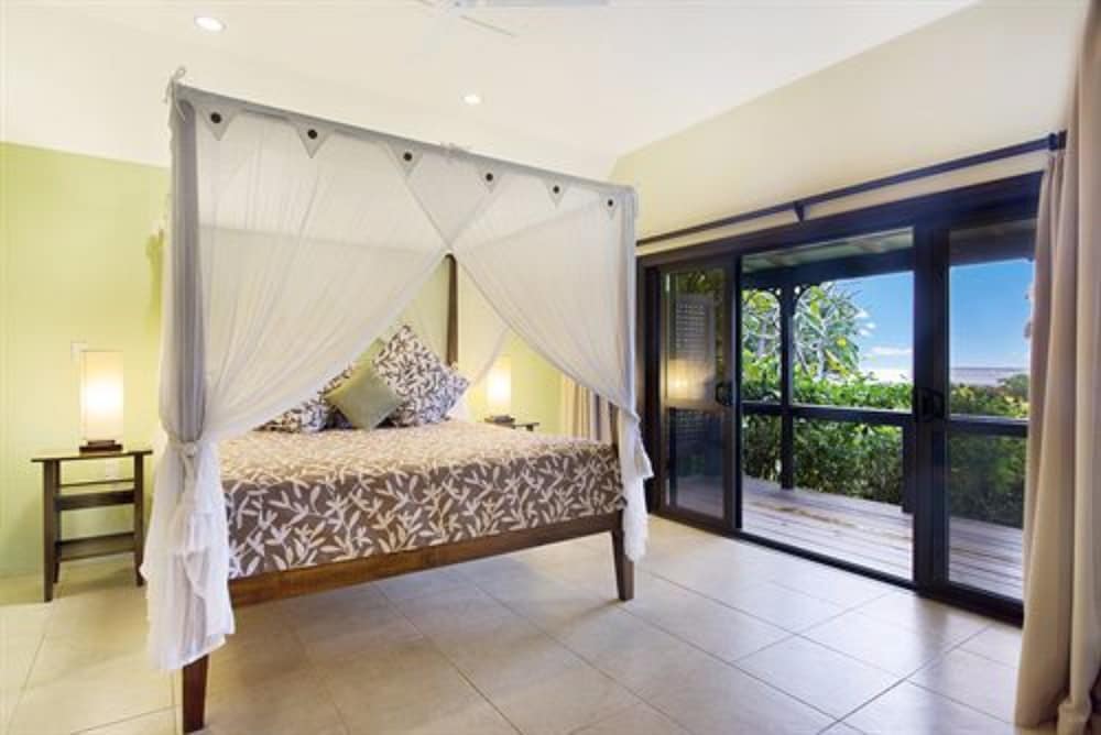 Sea Change Villas 7/50