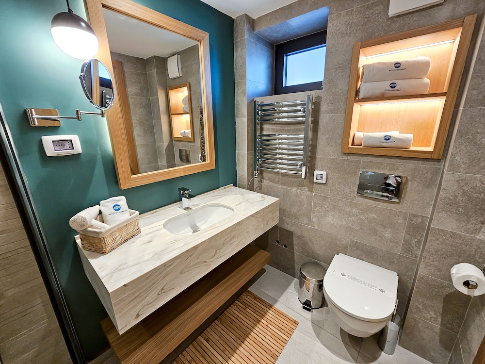 The New Mediteran Hotel Villa Edition 62/65