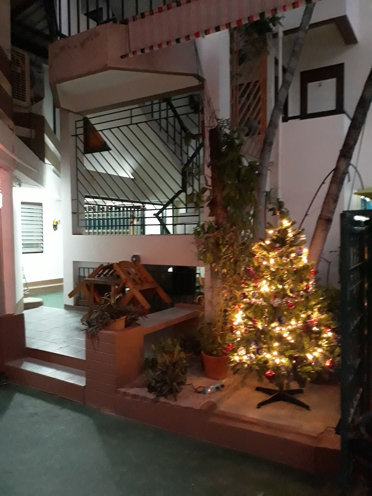 Dutch Guesthouse photo3