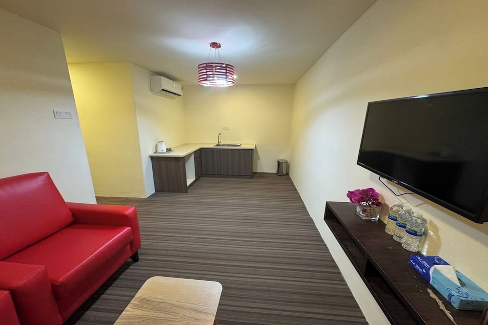 K3 Formosa Hotel 45/51