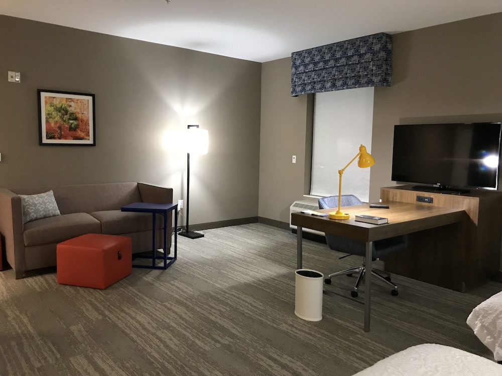 Hampton Inn & Suites Columbia Killian Road 62/78