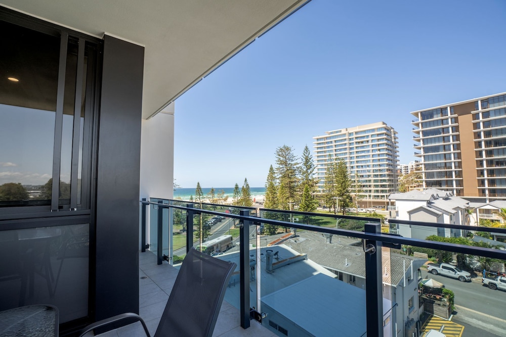 Iconic Kirra Beach Resort 34/72