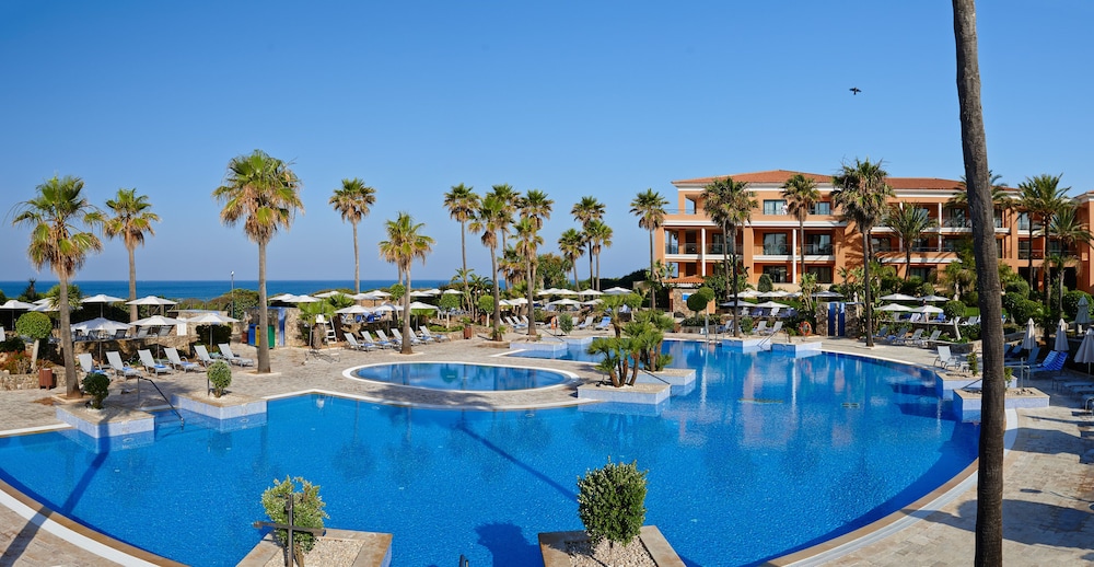 Hipotels Barrosa Palace and Spa 5/46