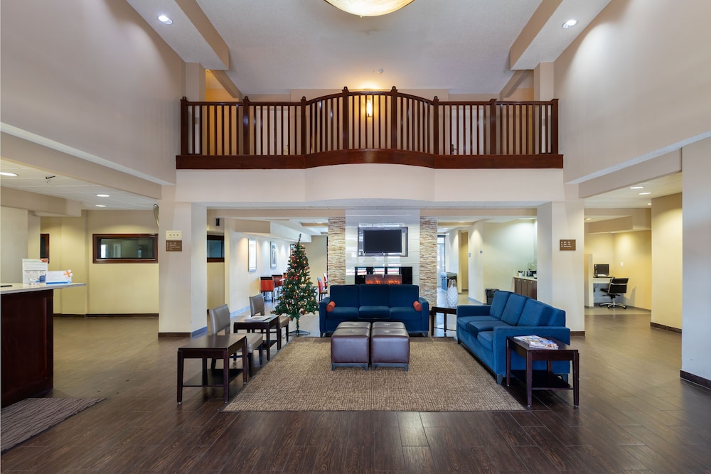 Comfort Inn & Suites SW Houston Sugarland 40/55