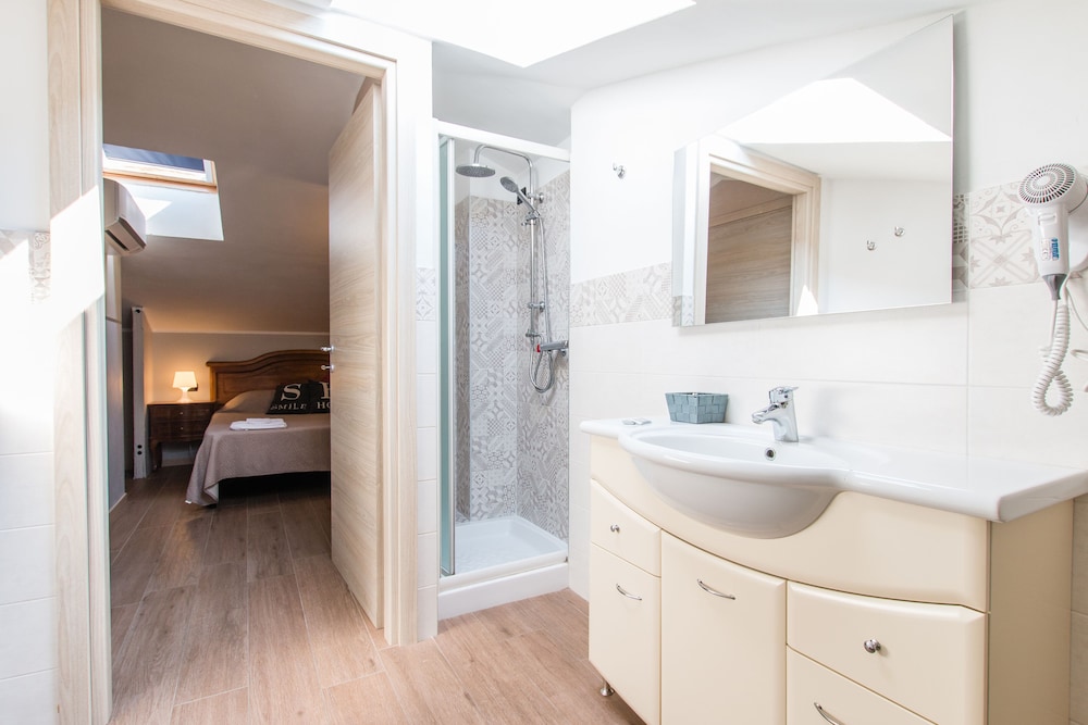 1 BEDROOM, JUNIOR SUITE