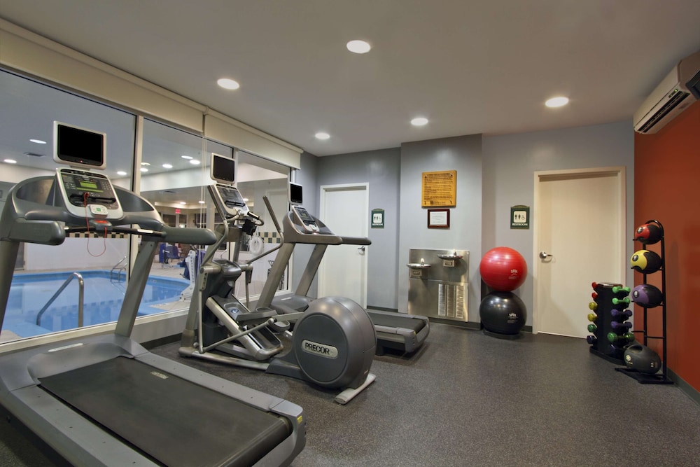 Hilton Garden Inn St. Charles 21/48