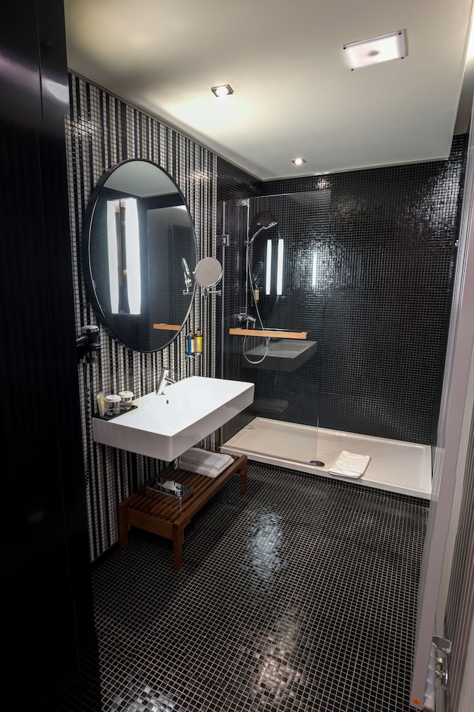 Hotel Yasmin 32/65