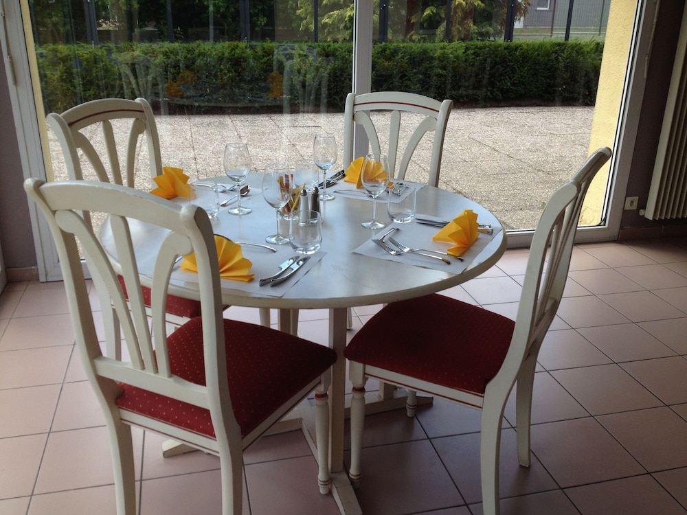 Enzo Hotels Bulgneville by Kyriad Direct 37/55