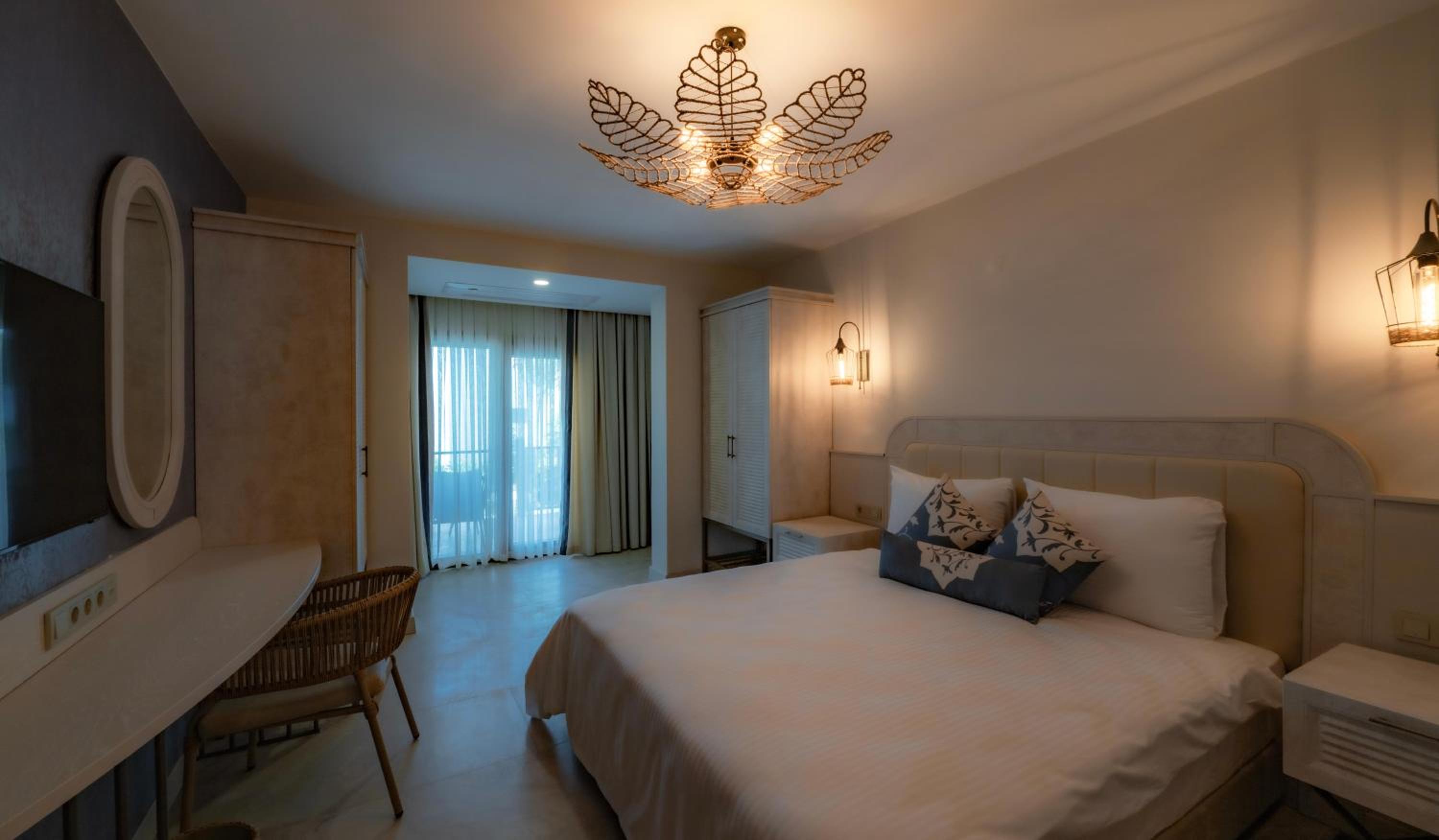 Deluxe, Suite